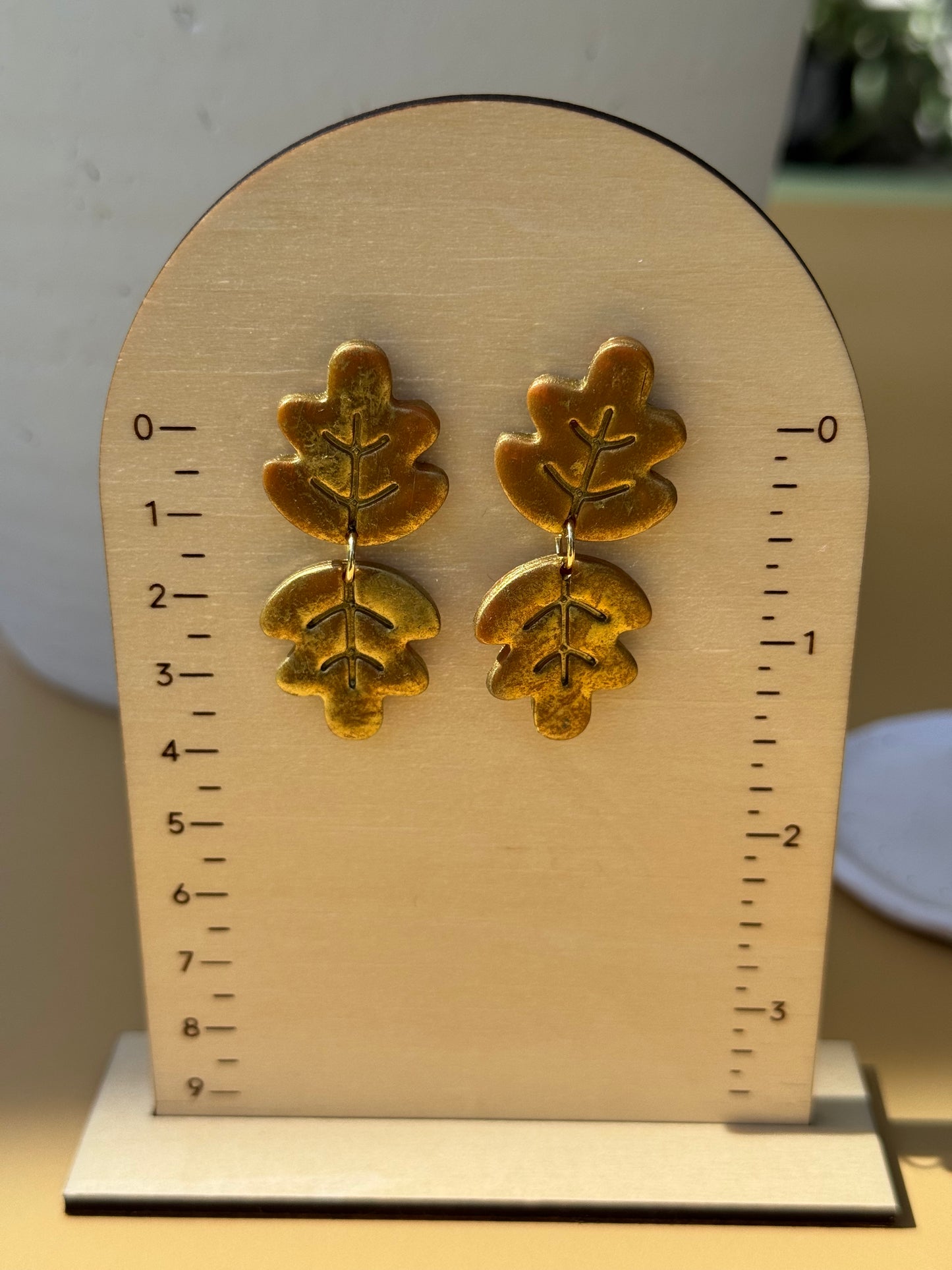 Leaves Dangles