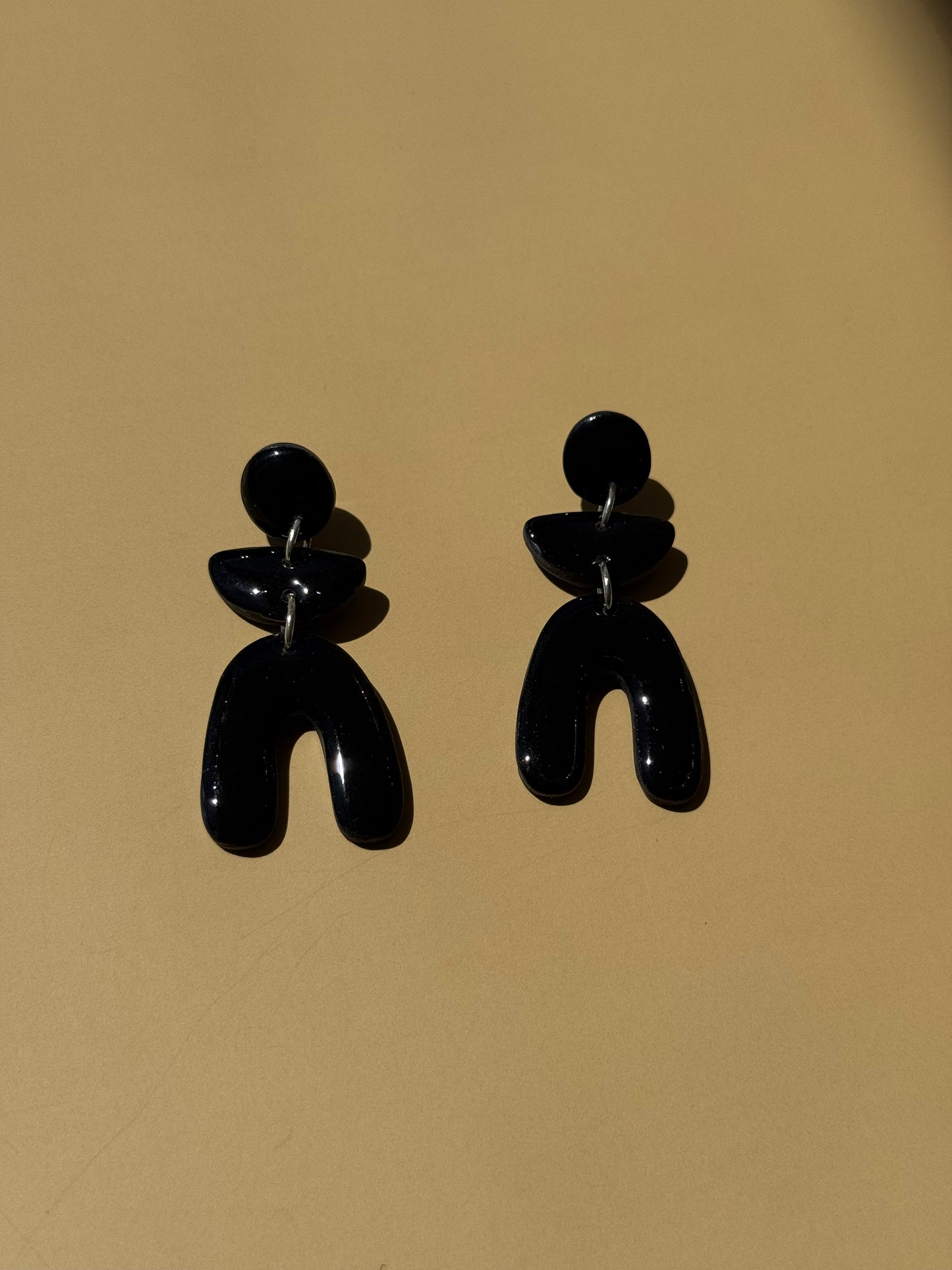 Black Dangles No.1