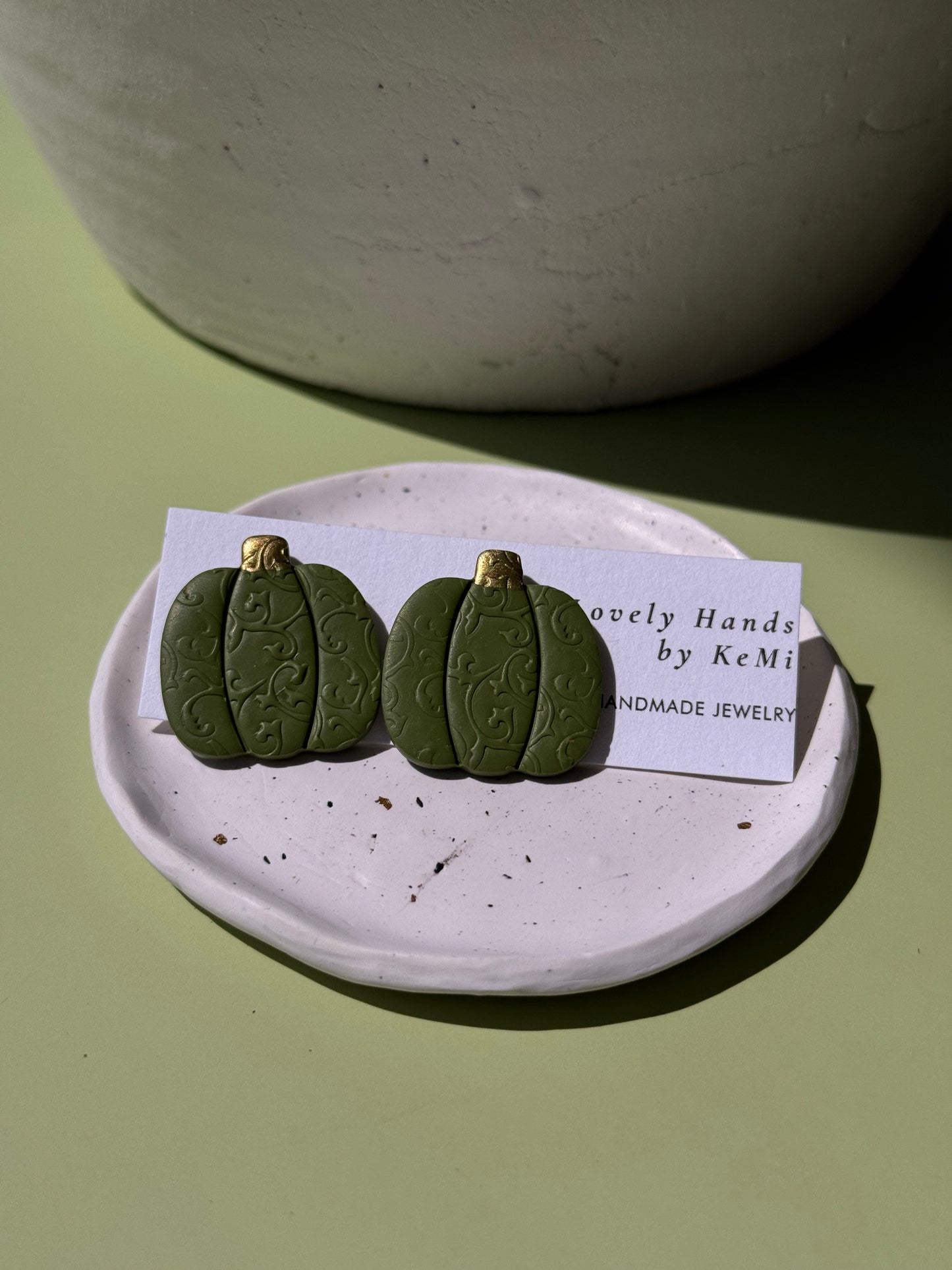 Green Pumpkin studs