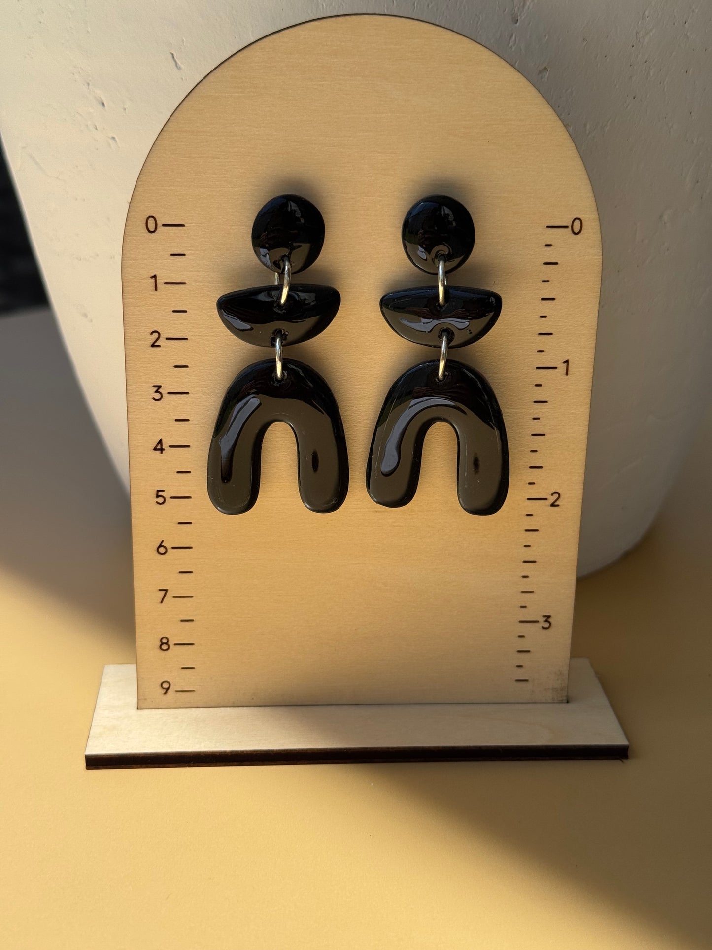 Black Dangles No.1