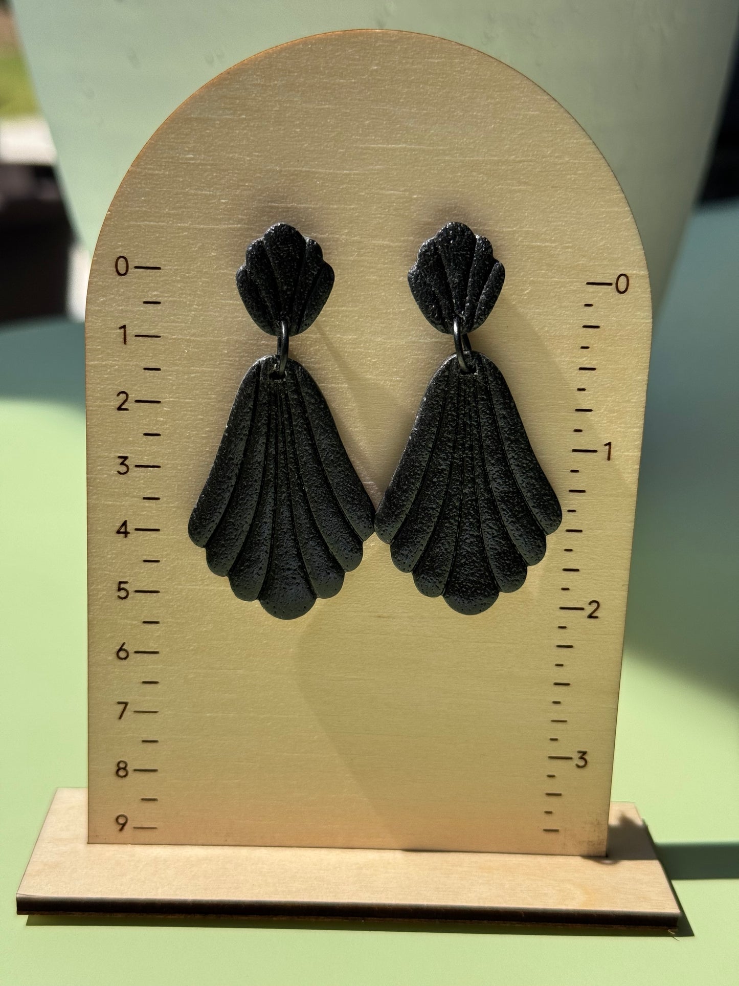 Black Dangles No.3